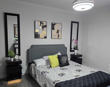 2441 Brookside Avenue - Photo Thumbnail 9