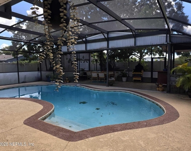2441 Brookside Avenue - Photo Thumbnail 23