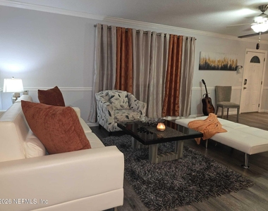 2441 Brookside Avenue - Photo Thumbnail 2