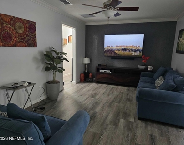 2441 Brookside Avenue - Photo Thumbnail 14