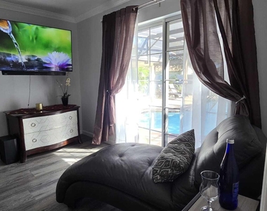 2441 Brookside Avenue - Photo Thumbnail 6