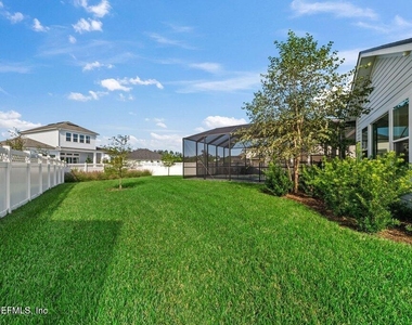 215 Pine Grove Point - Photo Thumbnail 40