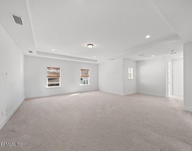 215 Pine Grove Point - Photo Thumbnail 33