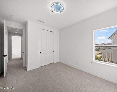 215 Pine Grove Point - Photo Thumbnail 24