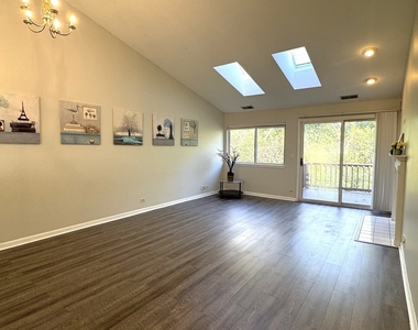 8249 Ripple Ridge - Photo Thumbnail 4