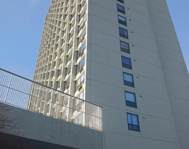 5100 N Marine Drive - Photo Thumbnail 1