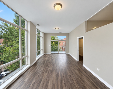 1545 W North Avenue - Photo Thumbnail 2