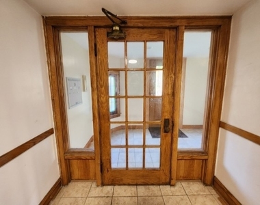 5357 W Montrose Avenue - Photo Thumbnail 4