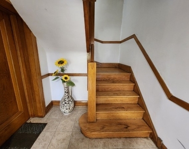 5357 W Montrose Avenue - Photo Thumbnail 5