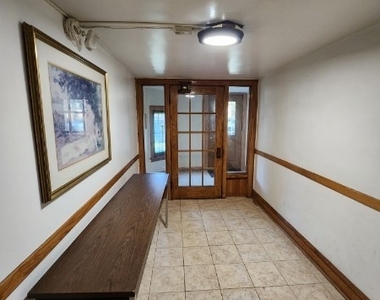 5357 W Montrose Avenue - Photo Thumbnail 6