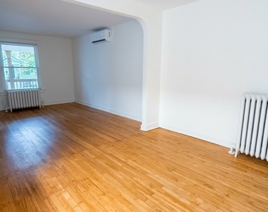 1041 Dewey Avenue - Photo Thumbnail 2