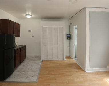 4735 N Beacon Street - Photo Thumbnail 8