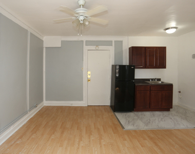 4735 N Beacon Street - Photo Thumbnail 10