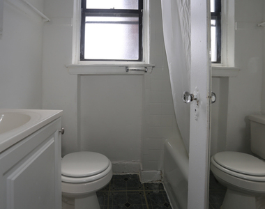 4735 N Beacon Street - Photo Thumbnail 11