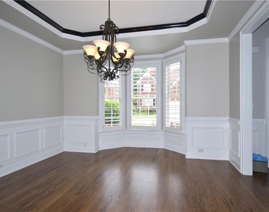 12972 Waterside Drive - Photo Thumbnail 5