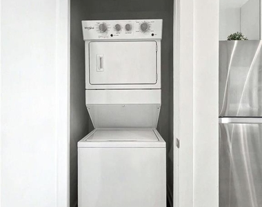 525 Parkway Drive Ne - Photo Thumbnail 14