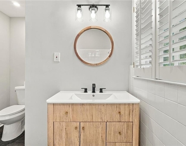 751 Smithstone Road Se - Photo Thumbnail 19
