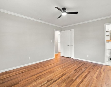 751 Smithstone Road Se - Photo Thumbnail 23