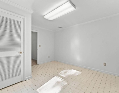 2012 Falcon Glen Court - Photo Thumbnail 35