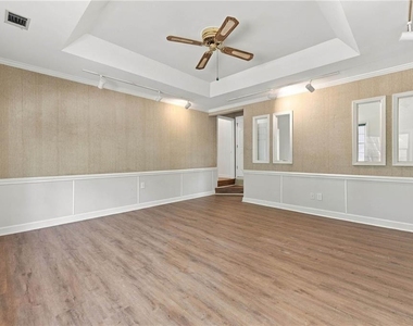 2012 Falcon Glen Court - Photo Thumbnail 17