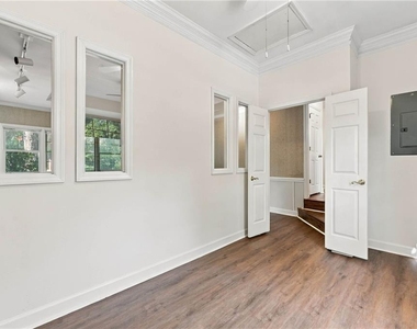 2012 Falcon Glen Court - Photo Thumbnail 15