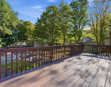 2012 Falcon Glen Court - Photo Thumbnail 6