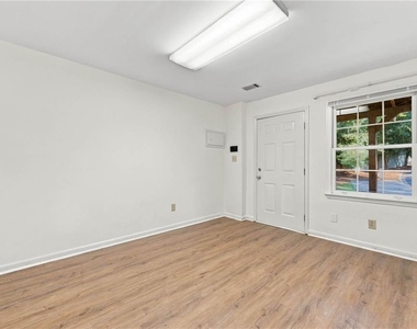 2012 Falcon Glen Court - Photo Thumbnail 30