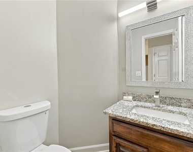 2012 Falcon Glen Court - Photo Thumbnail 12