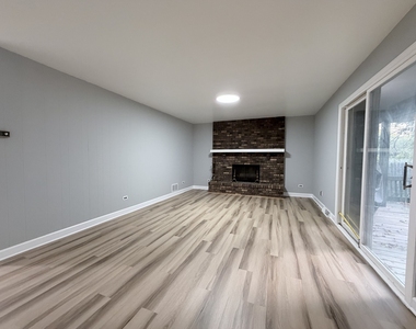 30974 N Milwaukee Avenue - Photo Thumbnail 6