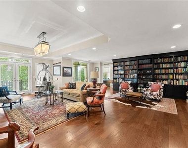 2819 Ne Point Overlook - Photo Thumbnail 41