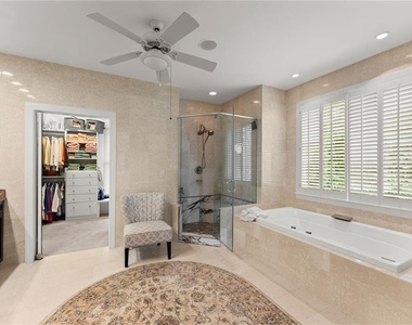 2819 Ne Point Overlook - Photo Thumbnail 30
