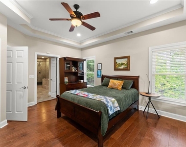 2819 Ne Point Overlook - Photo Thumbnail 50