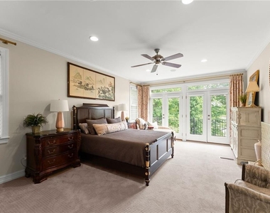 2819 Ne Point Overlook - Photo Thumbnail 26
