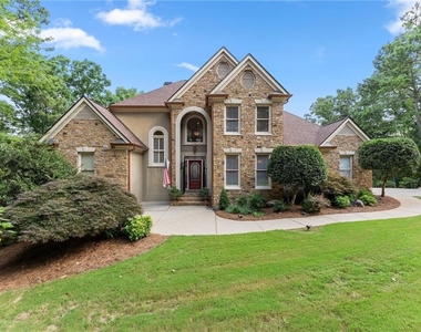 2819 Ne Point Overlook - Photo Thumbnail 10