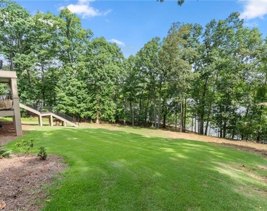 2819 Ne Point Overlook - Photo Thumbnail 66