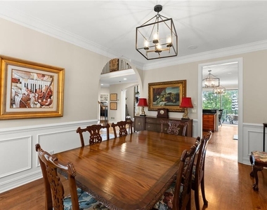 2819 Ne Point Overlook - Photo Thumbnail 24