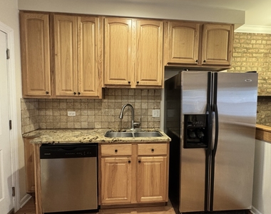 3722 W School Street - Photo Thumbnail 7