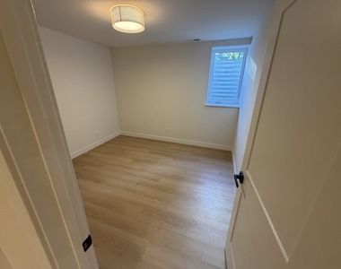 375 W Winchester Road - Photo Thumbnail 10