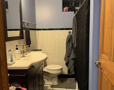 3824 N Fremont Street - Photo Thumbnail 9