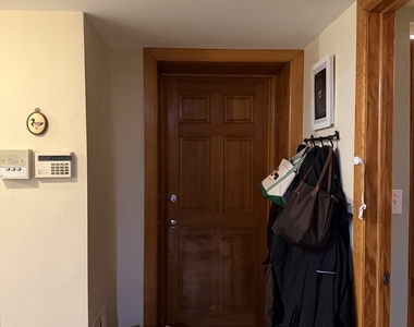 3824 N Fremont Street - Photo Thumbnail 5