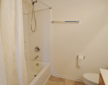 131 Bristol Lane - Photo Thumbnail 15