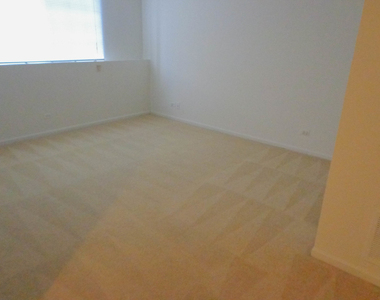131 Bristol Lane - Photo Thumbnail 18