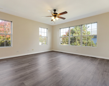 2759 Mcclennan Court - Photo Thumbnail 15