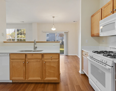 2759 Mcclennan Court - Photo Thumbnail 10