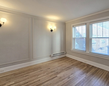 2748 N Hampden Court - Photo Thumbnail 3