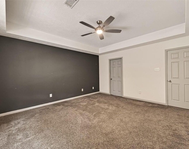 6606 Belmont Bend - Photo Thumbnail 35