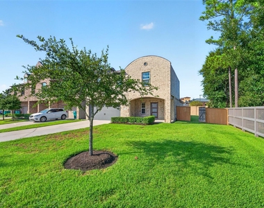2129 Solstice Boulevard - Photo Thumbnail 3