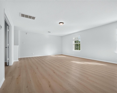2129 Solstice Boulevard - Photo Thumbnail 19