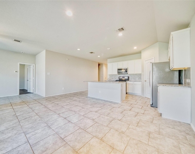15226 Dinnet Berm Drive - Photo Thumbnail 23