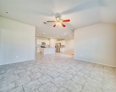 15226 Dinnet Berm Drive - Photo Thumbnail 22